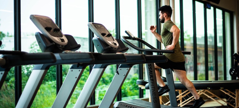 Man running on a threadmill