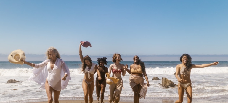 Women enjoying the best beaches in Southern Texas 